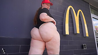 Mia Dior Verzekert Haar Nieuwe Baan Nadat Ze Ontslagen Is Bij Mcdonald'S Door Indruk Te Maken Op De Wervingsmanager