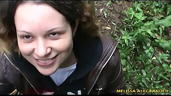 Melissa Alecxander Menikmati Malam Liar Di Hutan Dengan Seks Berkumpulan Dan Seks Oral